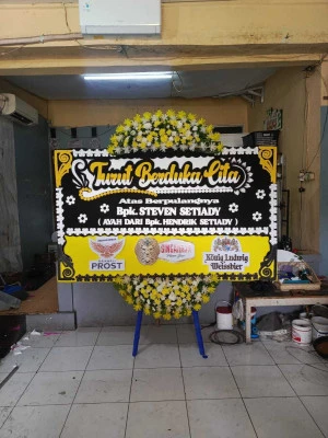 Papan Bunga di Panunggangan Utara