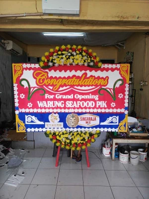 Papan Bunga di Panunggangan Utara